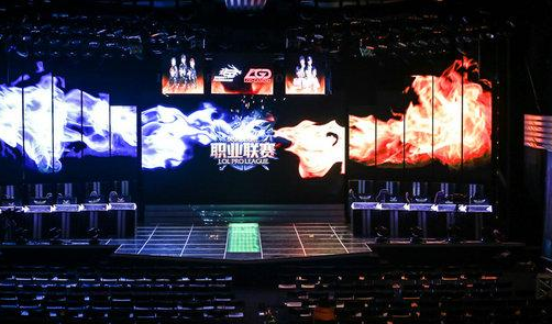 已足够隆重 已足够隆重